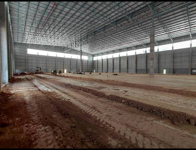 6,702M² WAREHOUSE TO LET IN BREDELL